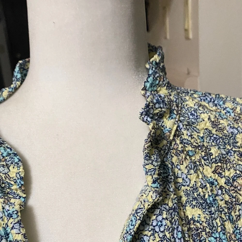 LOFT Blue and Yellow Floral Blouse - Picture 2 of 7